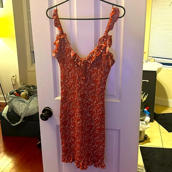 Bodycon stretchy ruffle dress - Picture 2 of 8